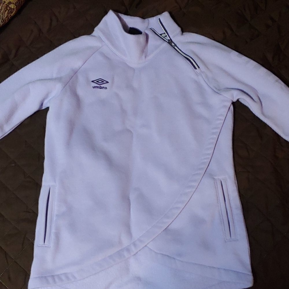 Child's unbro sweatshirt